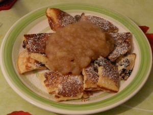 Kaiserschmarrn mit Apfelmus